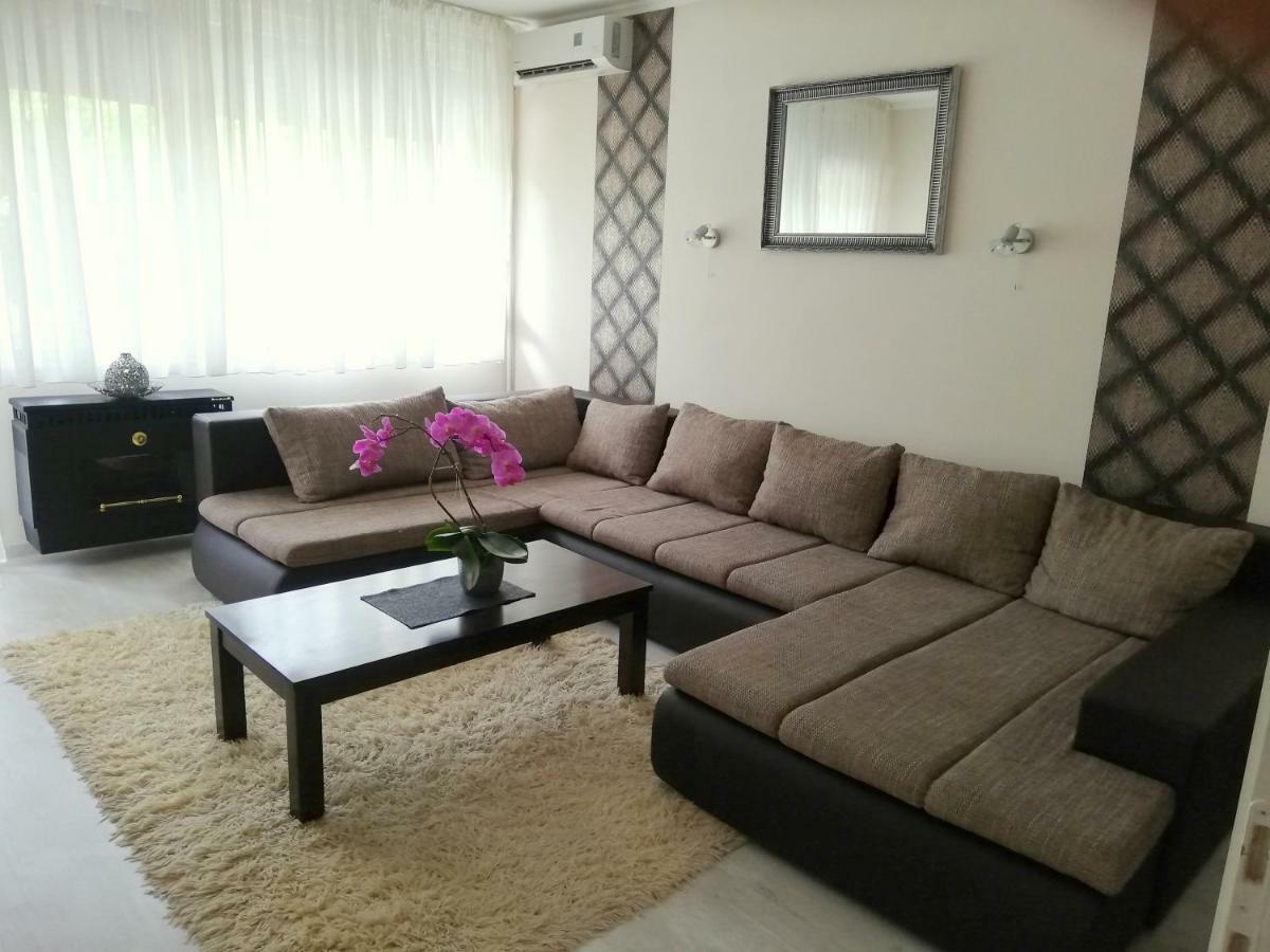 Strandfuerdo Apartman 埃格尔 外观 照片